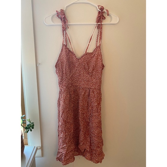 Summer dress - Picture 1 of 4